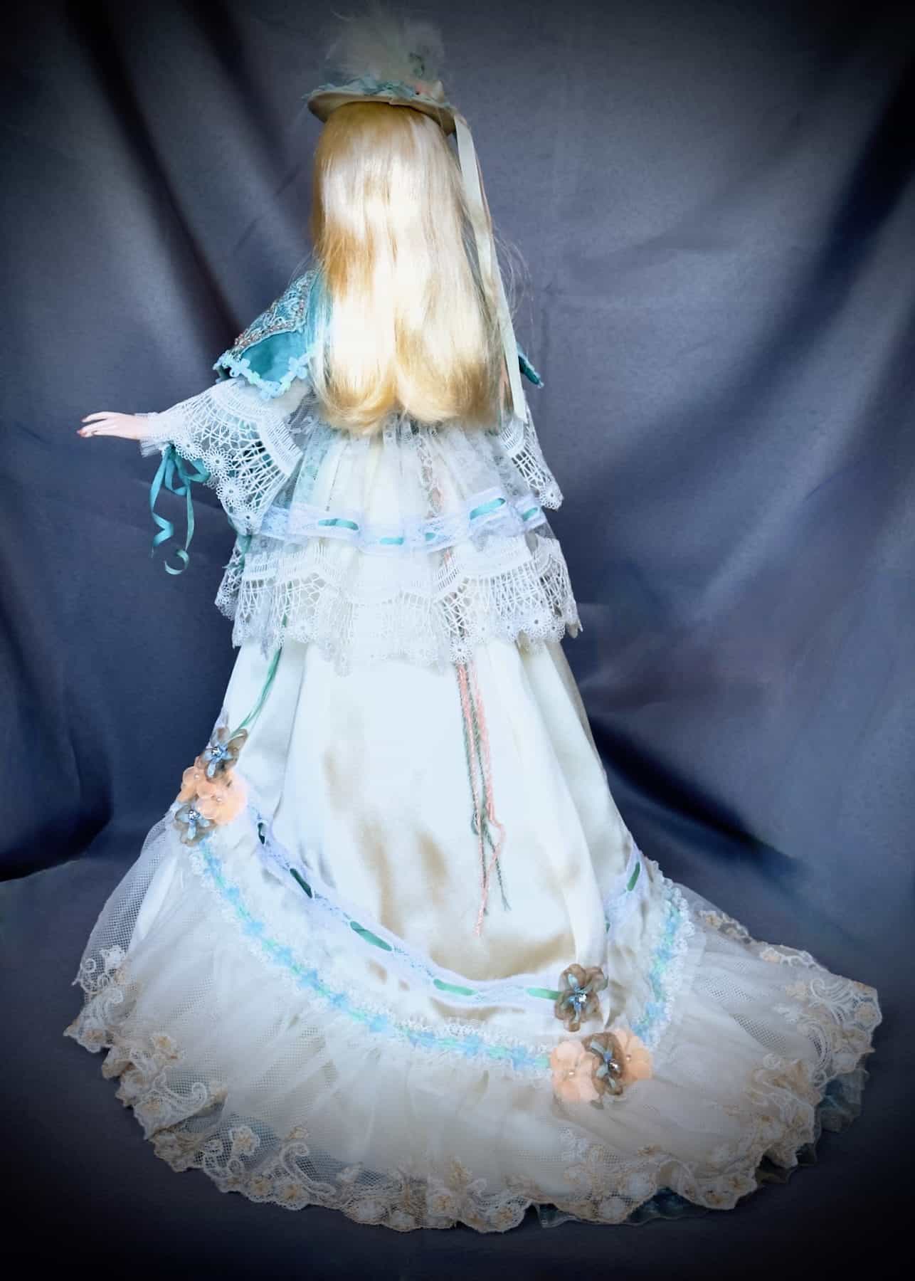 Maelona 16" Edwardian inspired. (SOLD) - Image 13